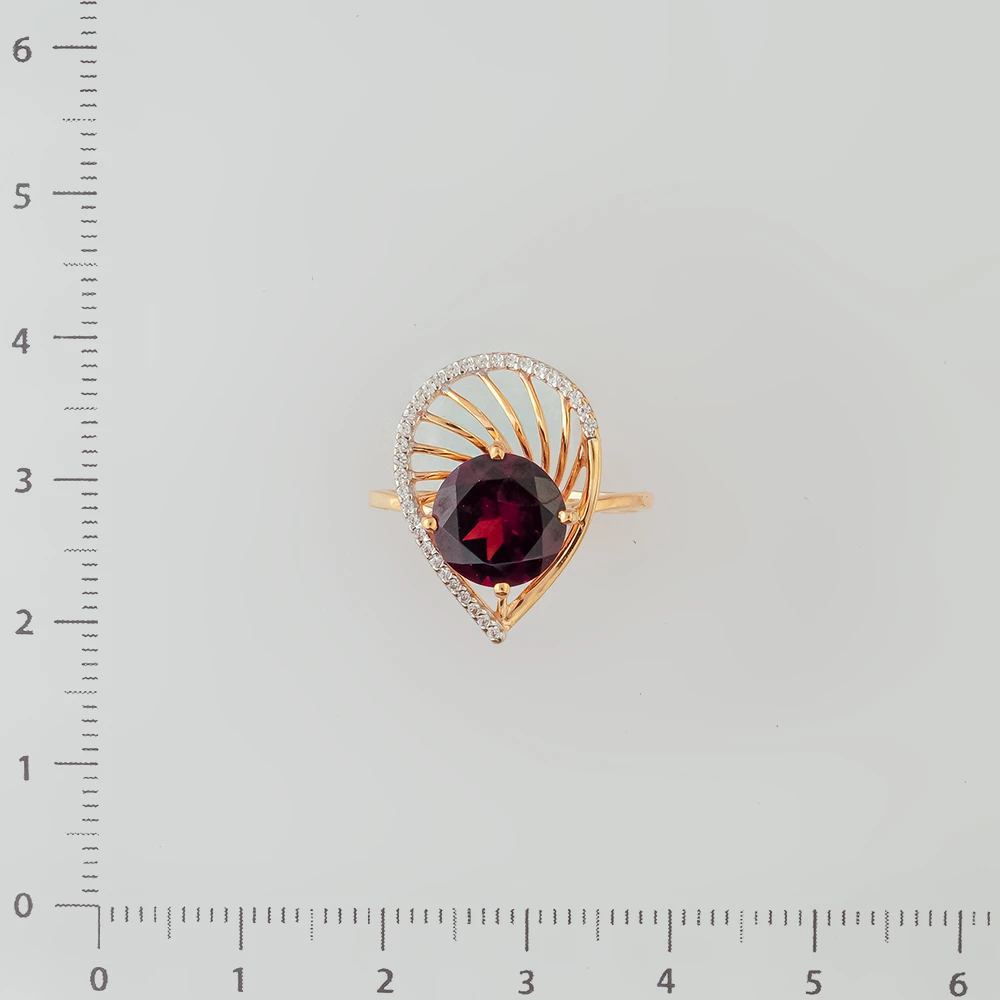 Кольцо с гранатом из красного золота 585 пробы