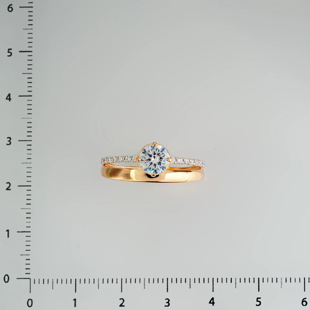 Кольцо с фианитом из красного золота 585 пробы