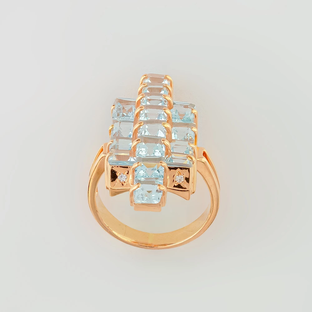 Кольцо с топазом из красного золота 585 пробы