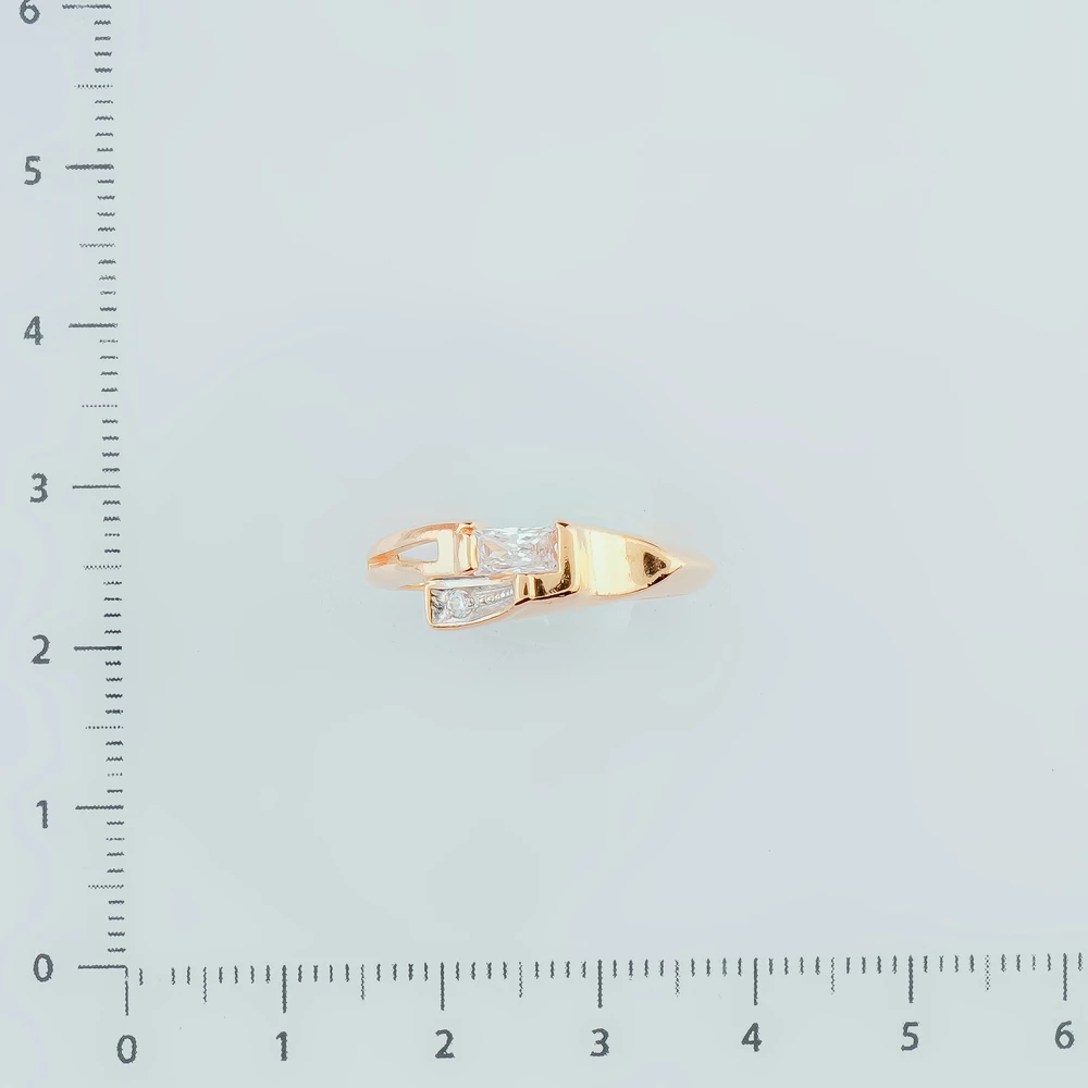 Кольцо с фианитом из красного золота 585 пробы