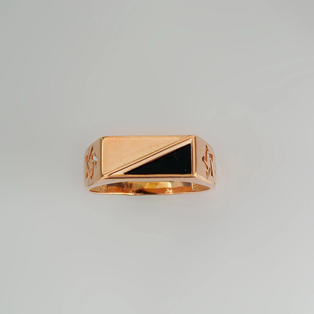 Кольцо с фианитом из красного золота 585 пробы