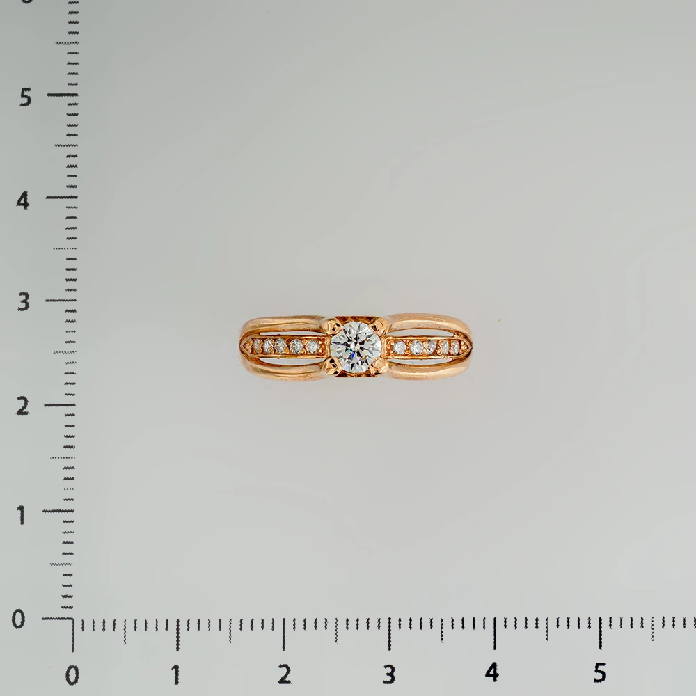 Кольцо с фианитом из красного золота 585 пробы