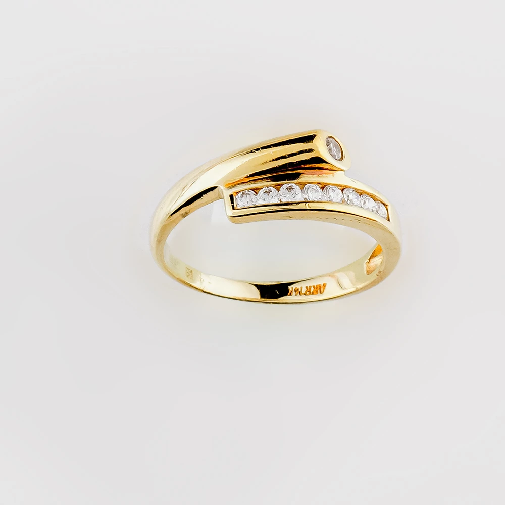 Кольцо с фианитом из желтого золота 585 пробы