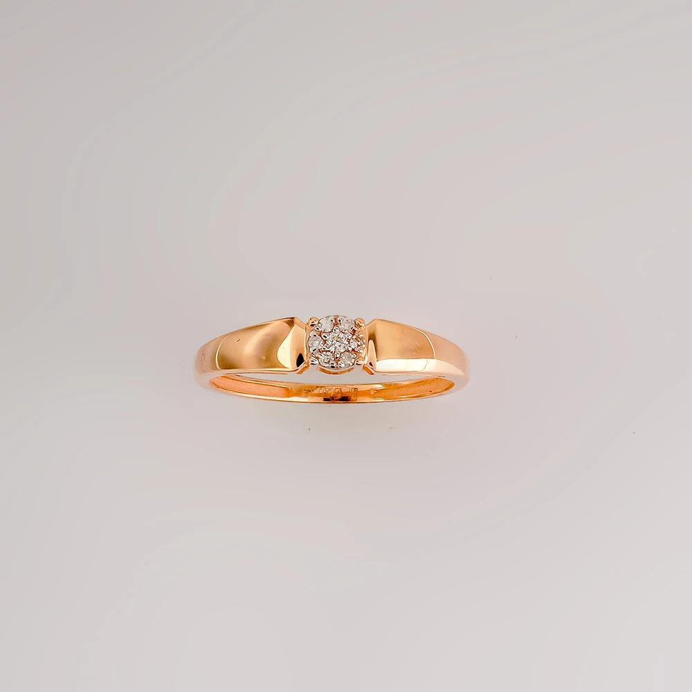 Кольцо с бриллиантом из красного золота 585 пробы