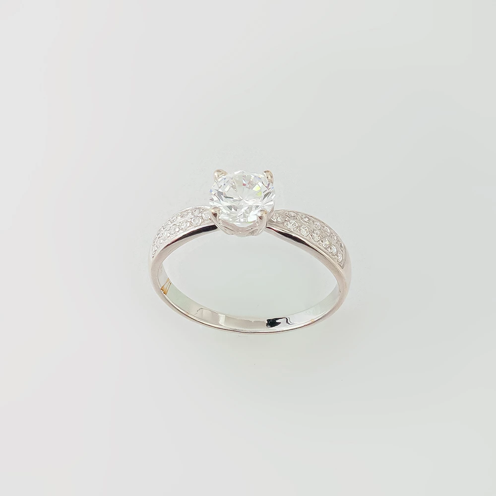 Кольцо с фианитом из белого золота 585 пробы