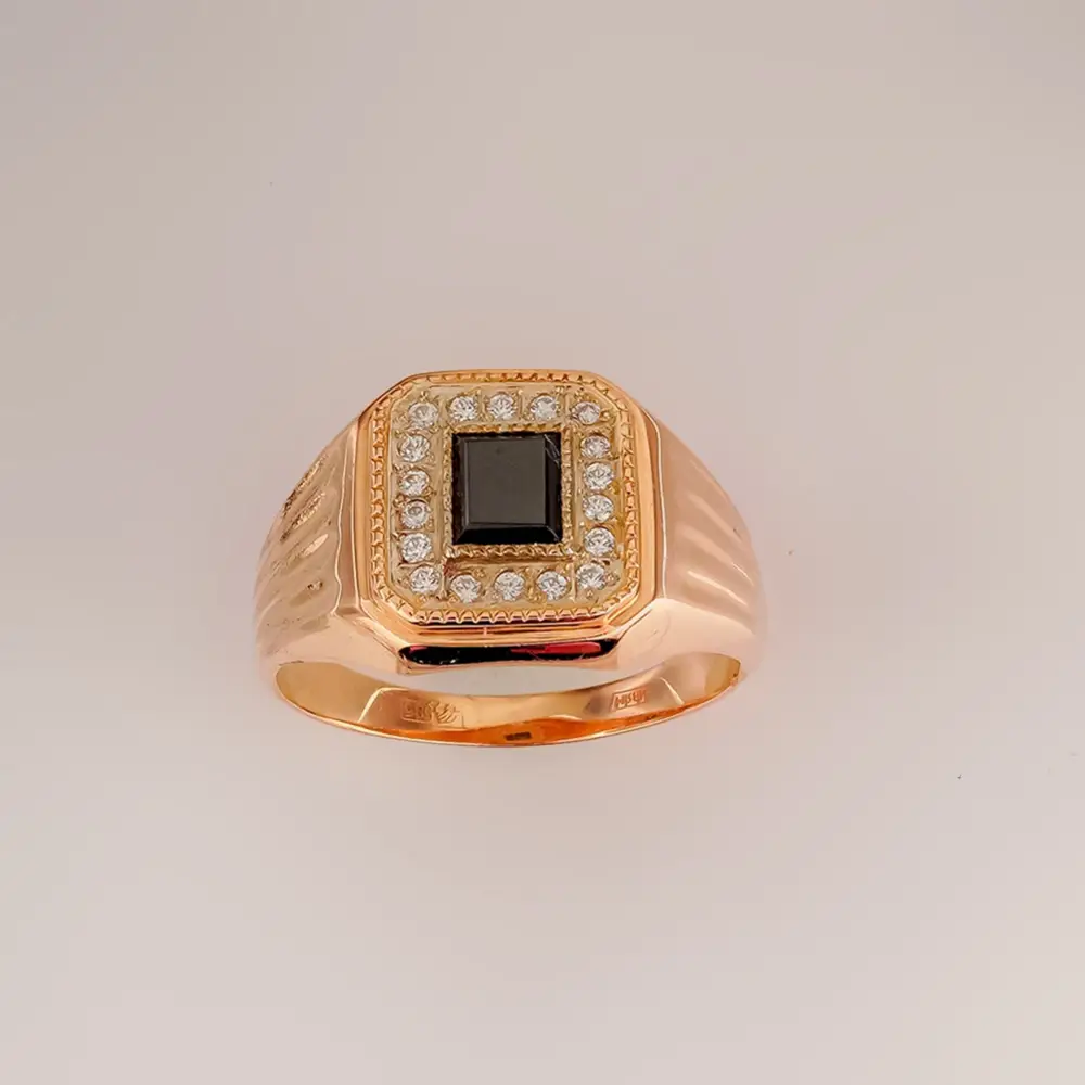 Кольцо с ониксом из красного золота 585 пробы 1