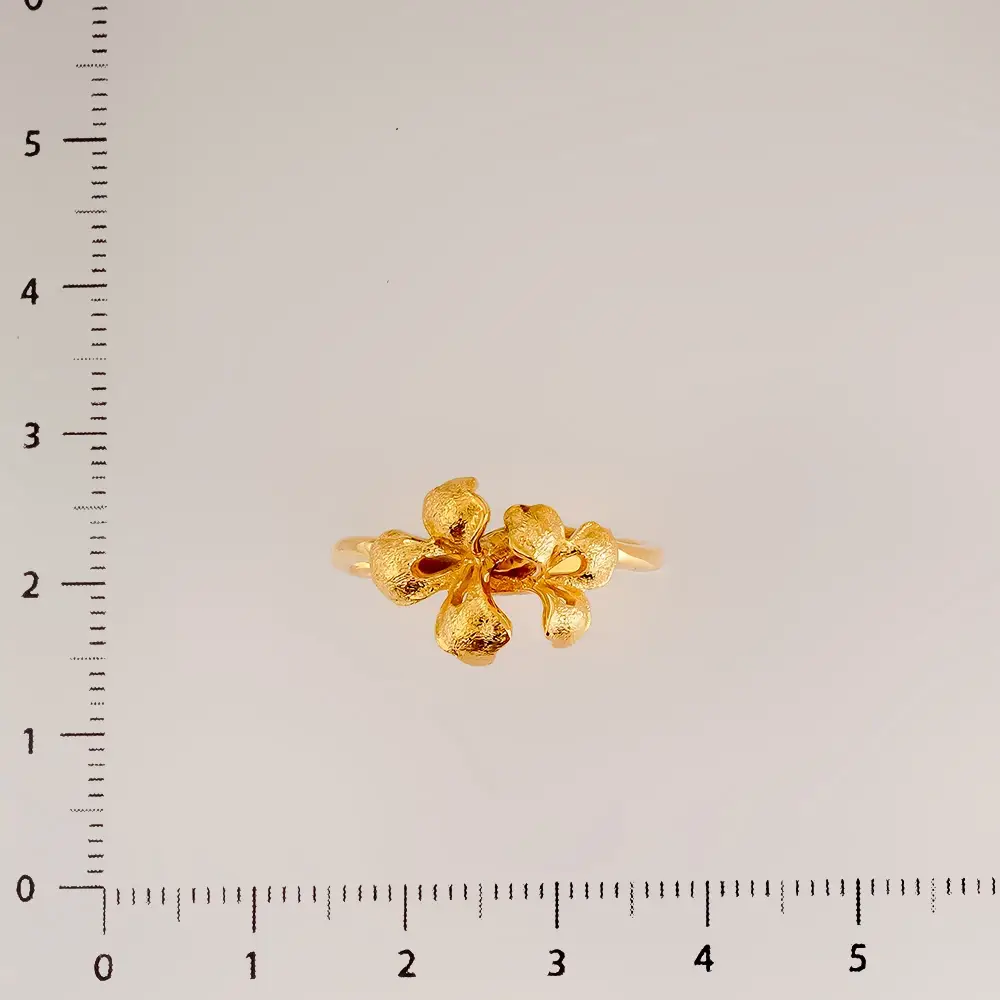 Кольцо из желтого золота 750 пробы
