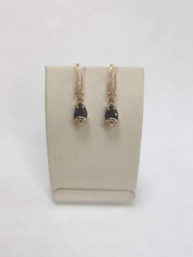 Серьги с гранатом из красного золота 585 пробы