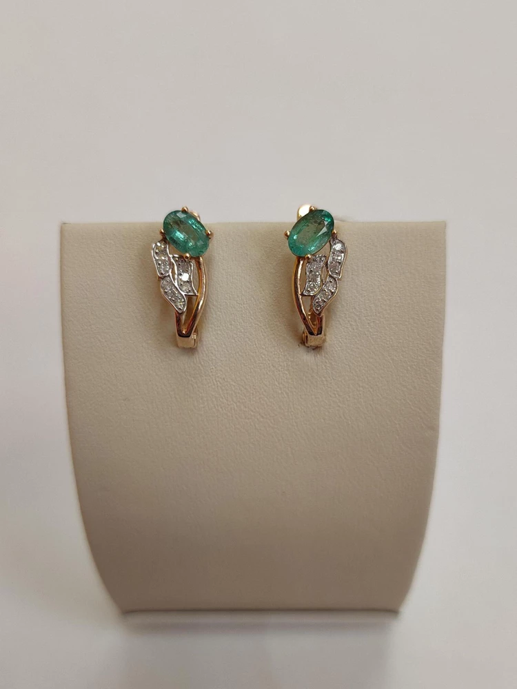 Серьги с изумрудом из красного золота 585 пробы