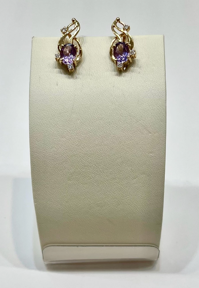 Серьги с аметистом из красного золота 585 пробы