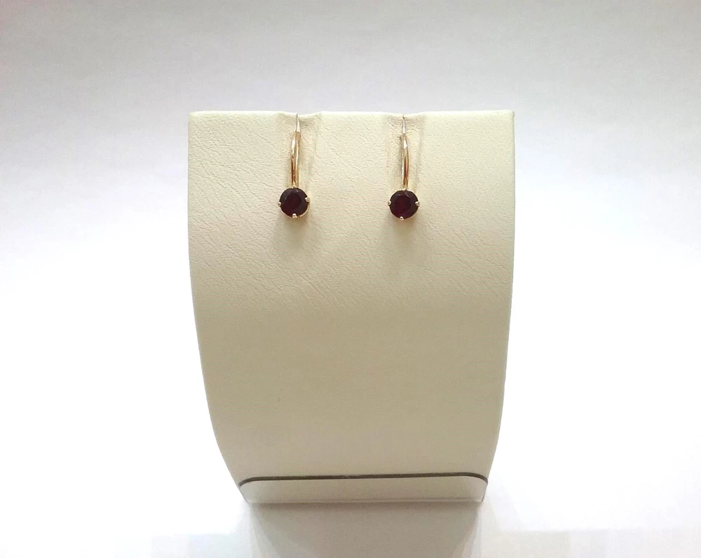 Серьги с гранатом из красного золота 585 пробы