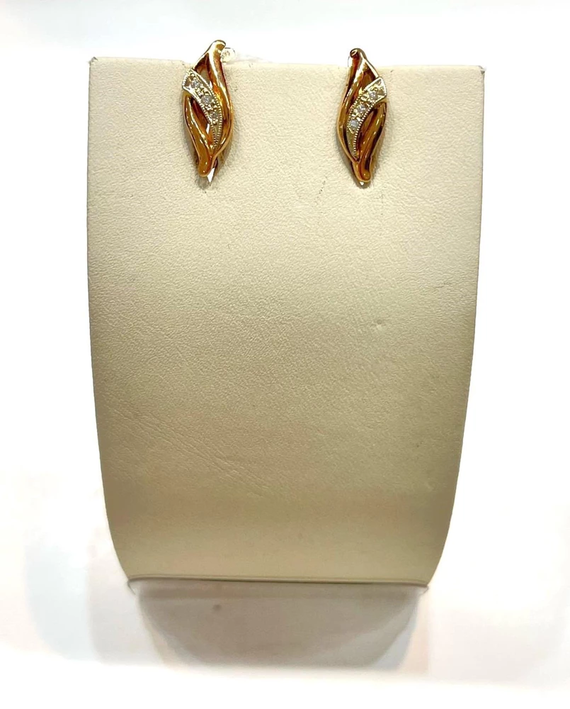 Серьги с бриллиантом из красного золота 585 пробы