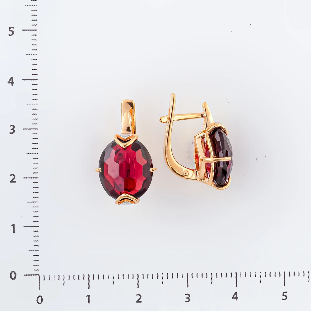 Серьги с гранатом из красного золота 585 пробы
