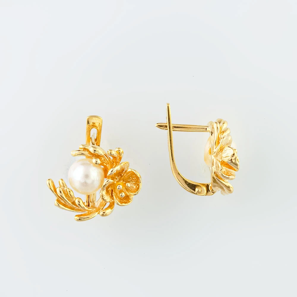 Серьги с культивированным жемчугом из желтого золота 585 пробы