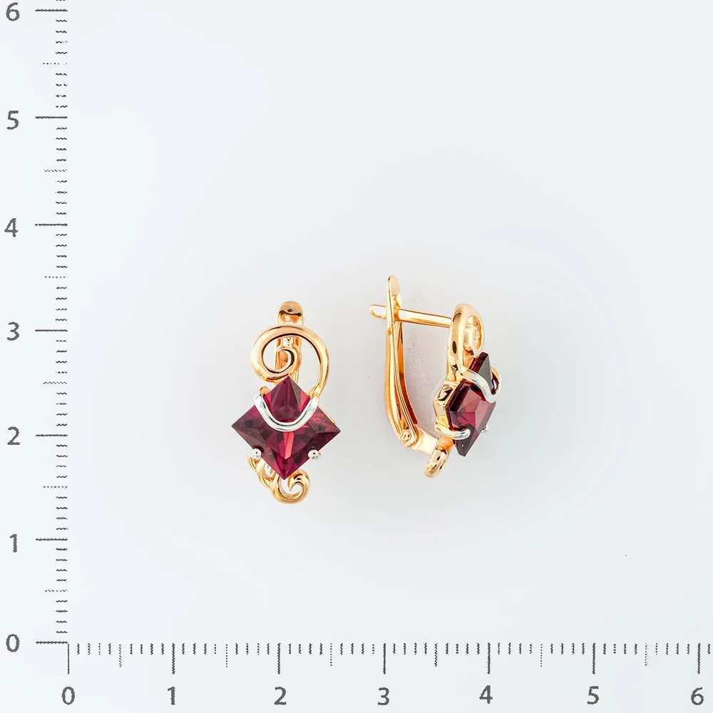 Серьги с гранатом из красного золота 585 пробы