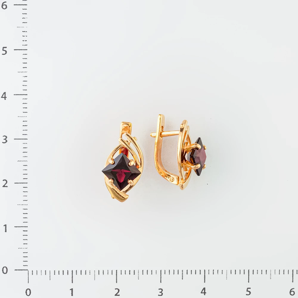 Серьги с гранатом из красного золота 585 пробы