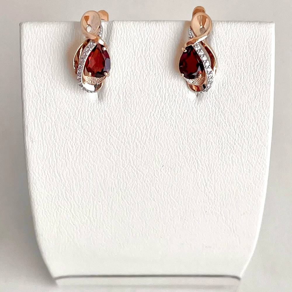 Серьги с фианитом из красного золота 585 пробы