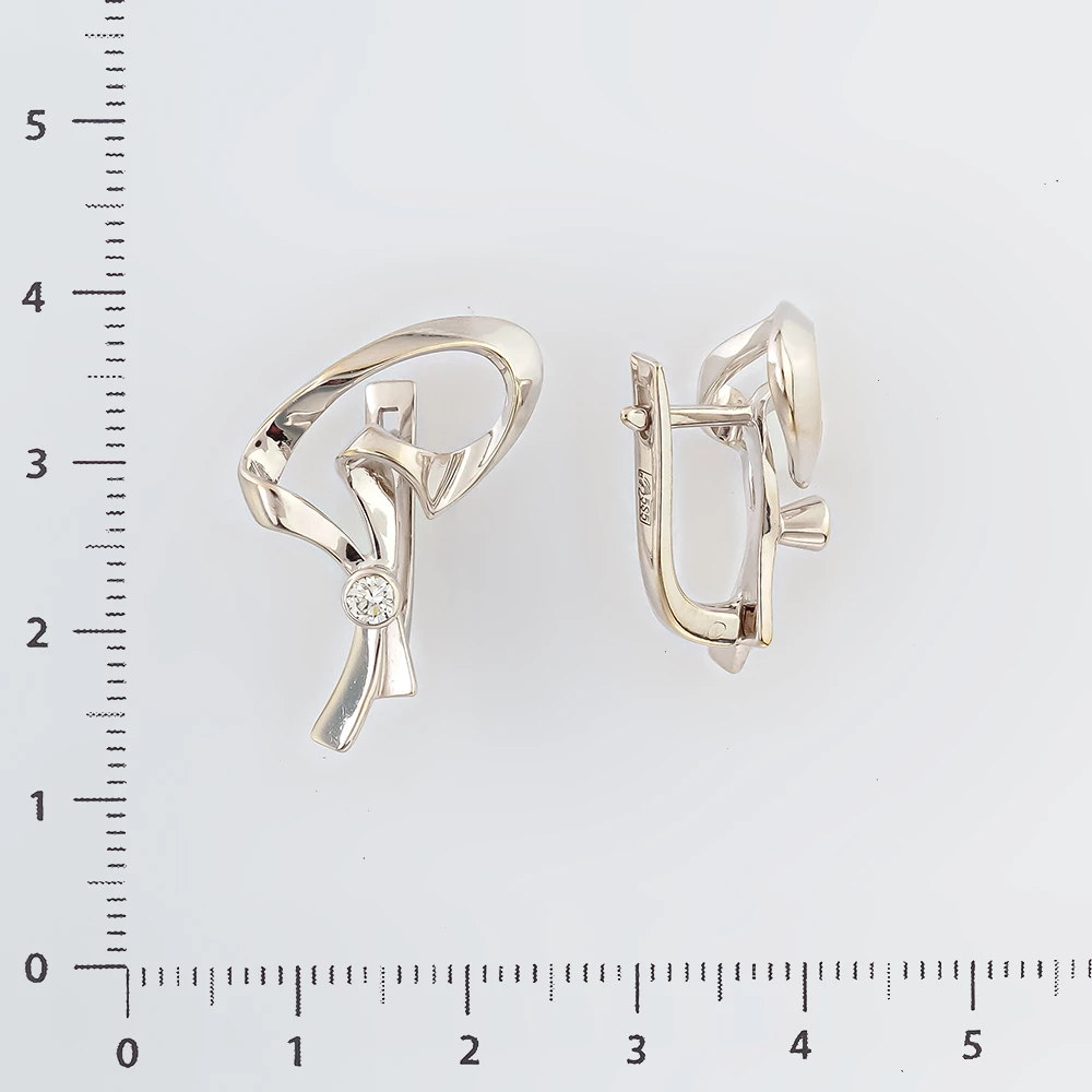 Серьги с бриллиантом из белого золота 585 пробы