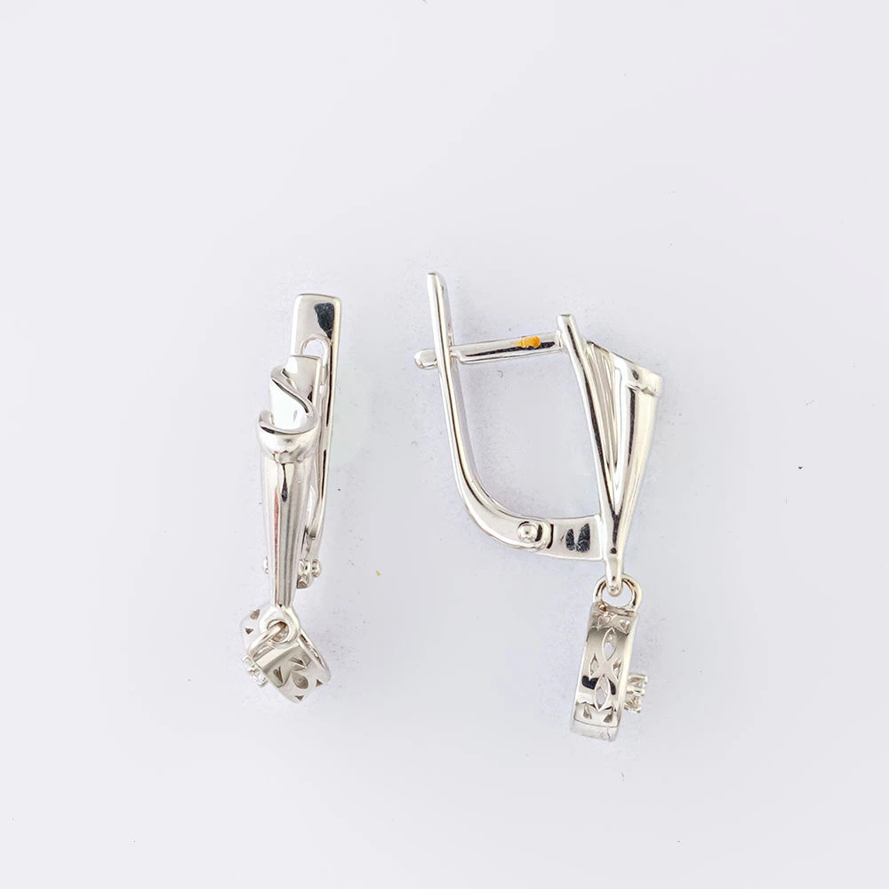 Серьги с бриллиантом из белого золота 585 пробы