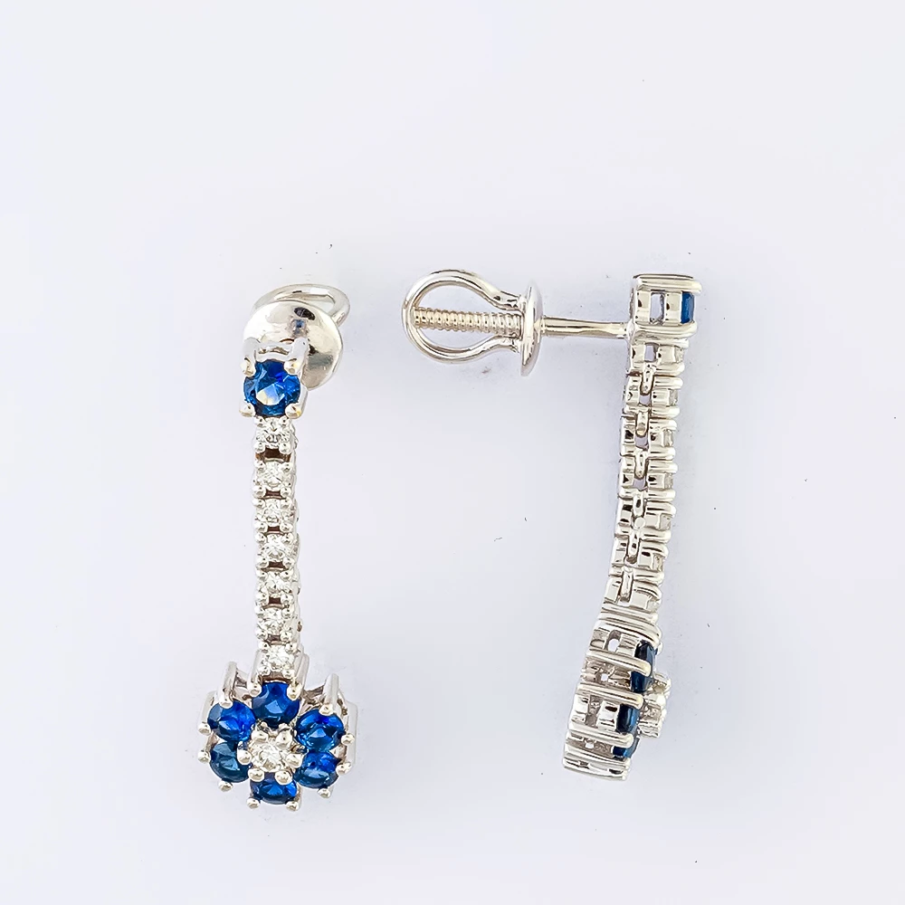 Серьги с сапфиром из белого золота 750 пробы