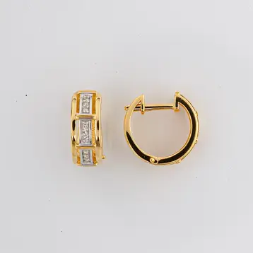 Серьги с бриллиантом из желтого золота 585 пробы