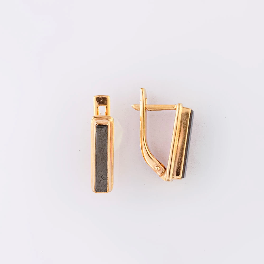 Серьги с ониксом из красного золота 585 пробы
