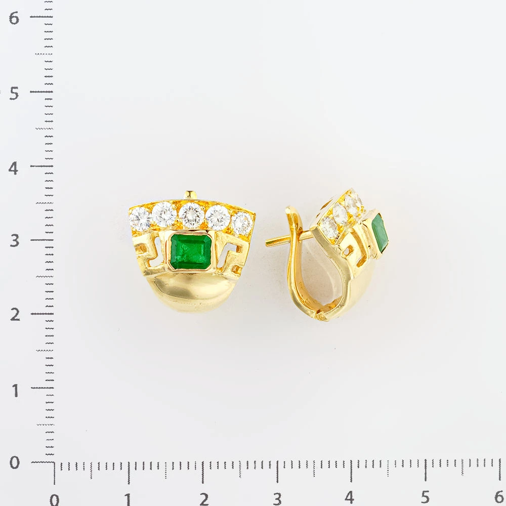 Серьги с изумрудом из желтого золота 750 пробы