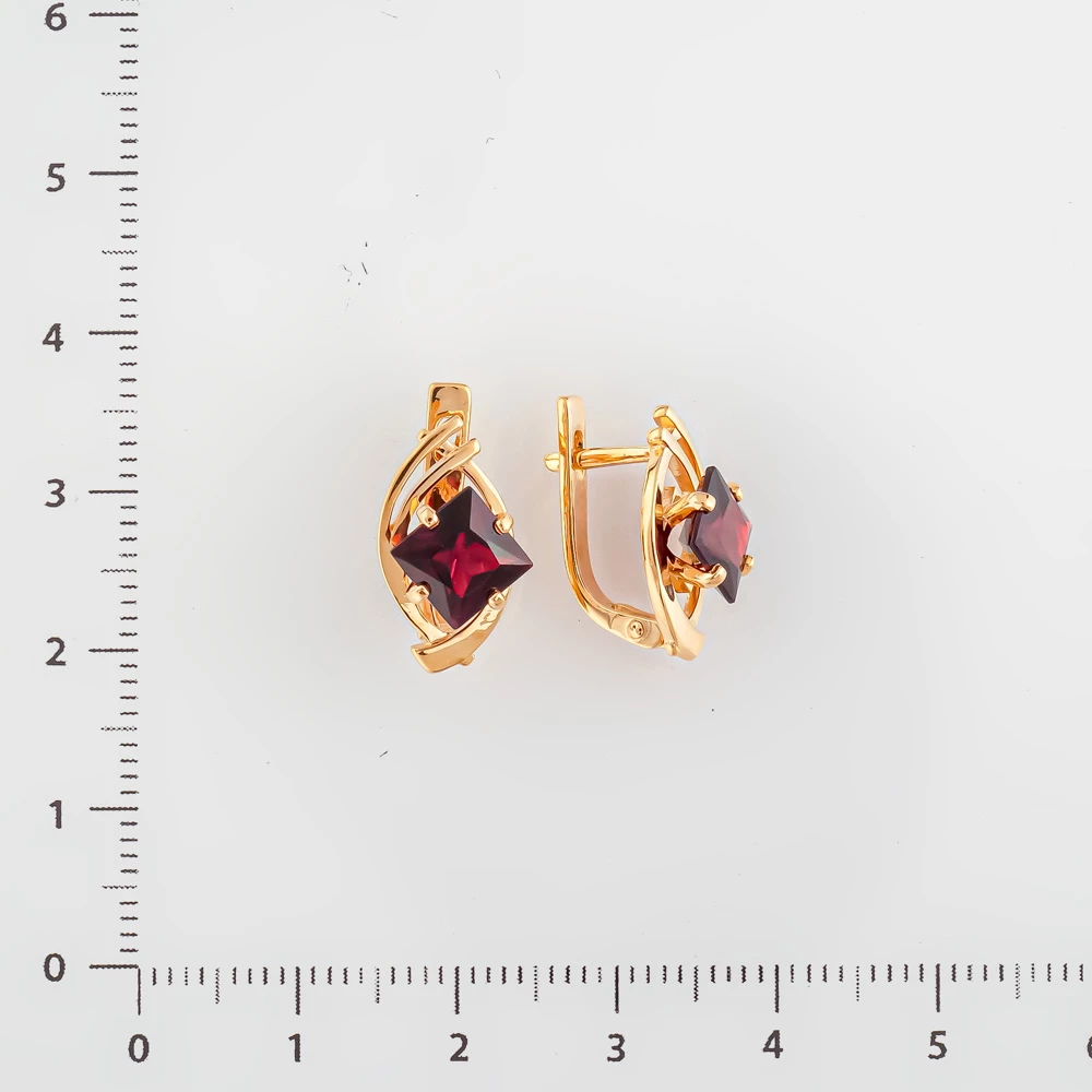 Серьги с гранатом из красного золота 585 пробы