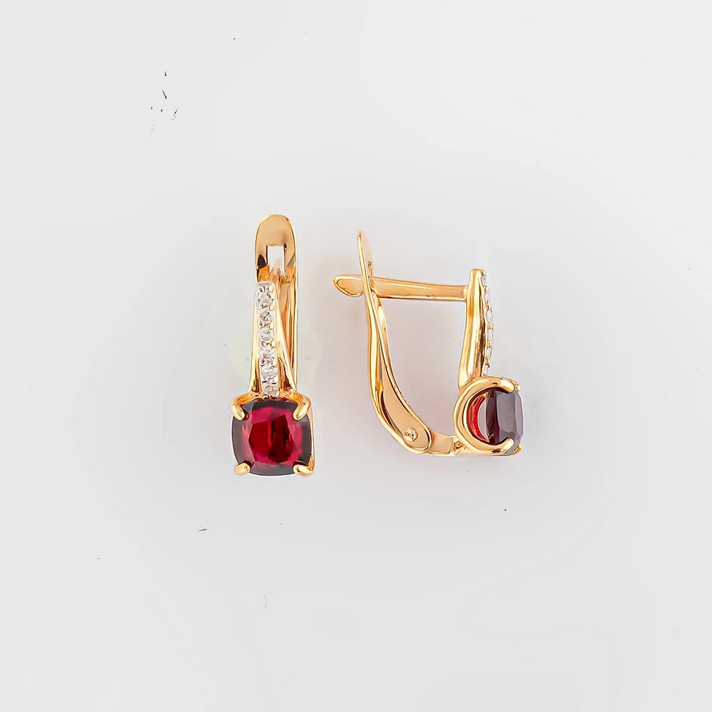 Серьги с гранатом из красного золота 585 пробы
