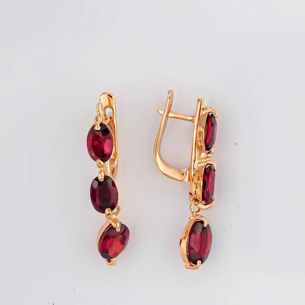 Серьги с гранатом из красного золота 585 пробы