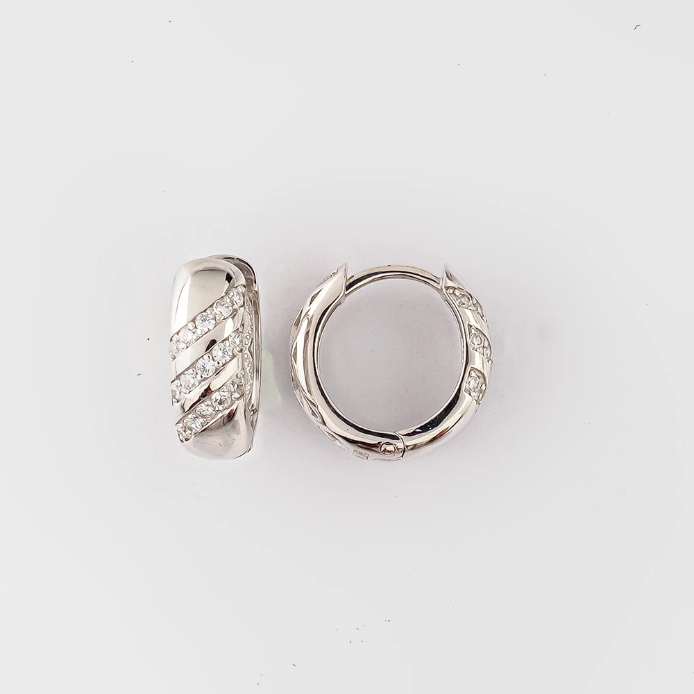 Серьги с фианитом из белого золота 585 пробы