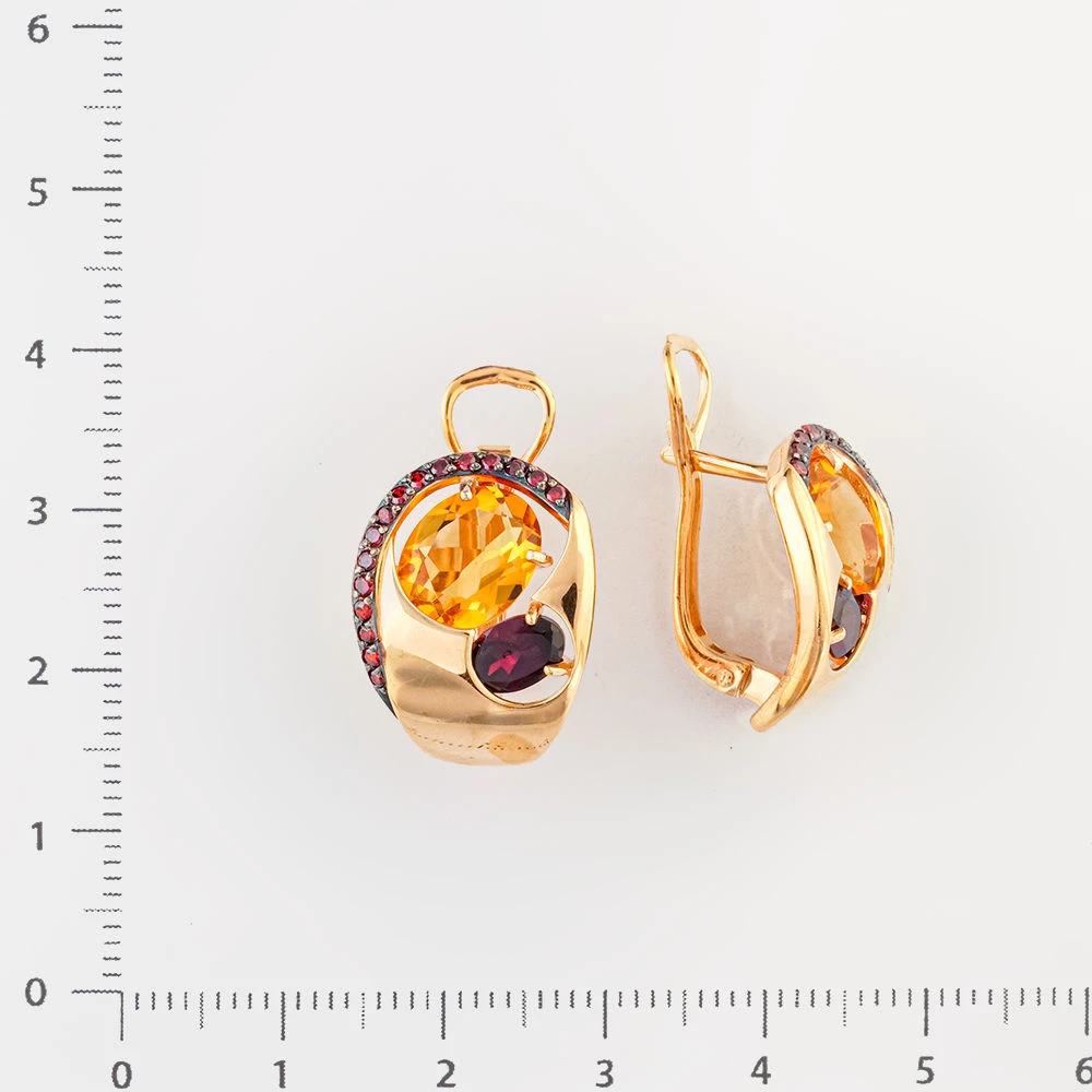 Серьги с гранатом из красного золота 585 пробы