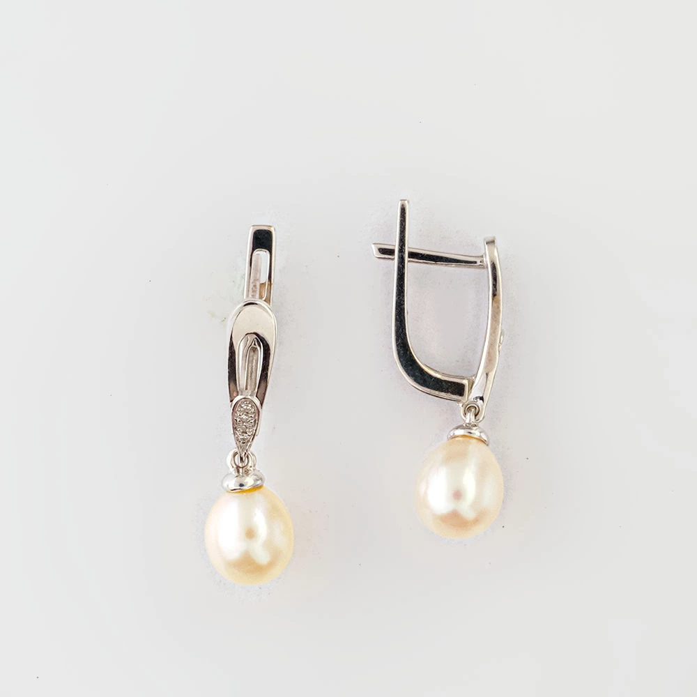 Серьги с культивированным жемчугом из белого золота 585 пробы