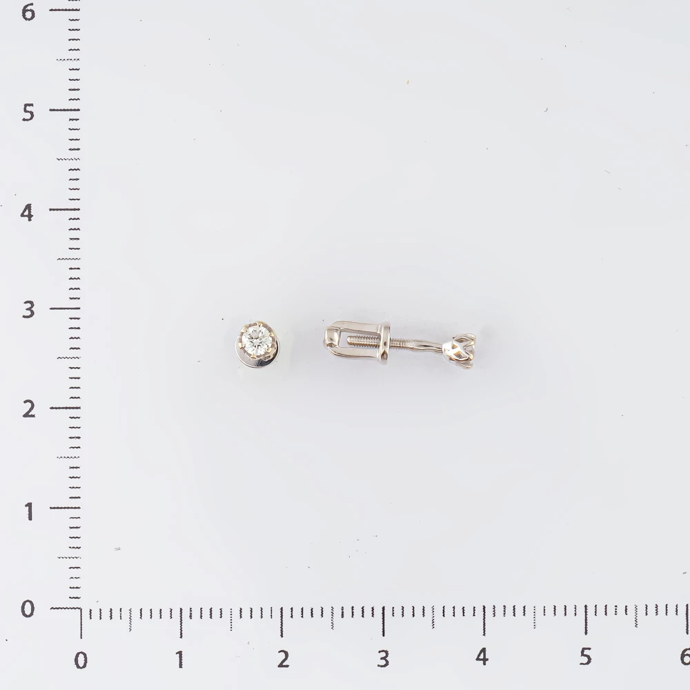 Серьги с бриллиантом из белого золота 585 пробы