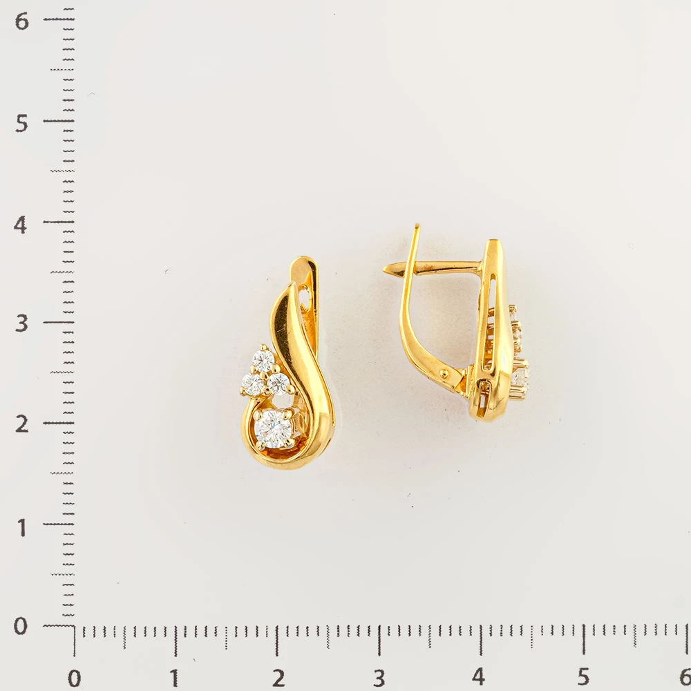 Серьги с бриллиантом из желтого золота 750 пробы