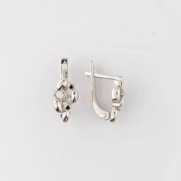 Серьги с бриллиантом из белого золота 585 пробы