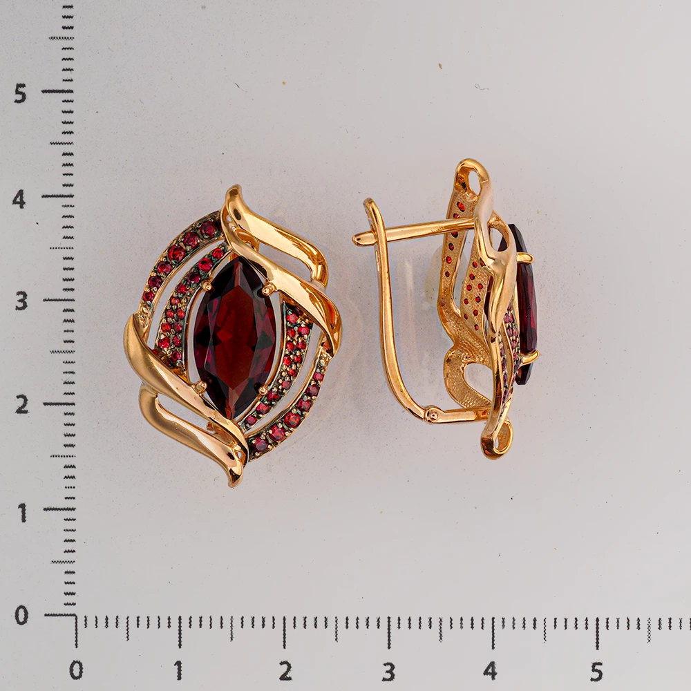 Серьги с гранатом из красного золота 585 пробы