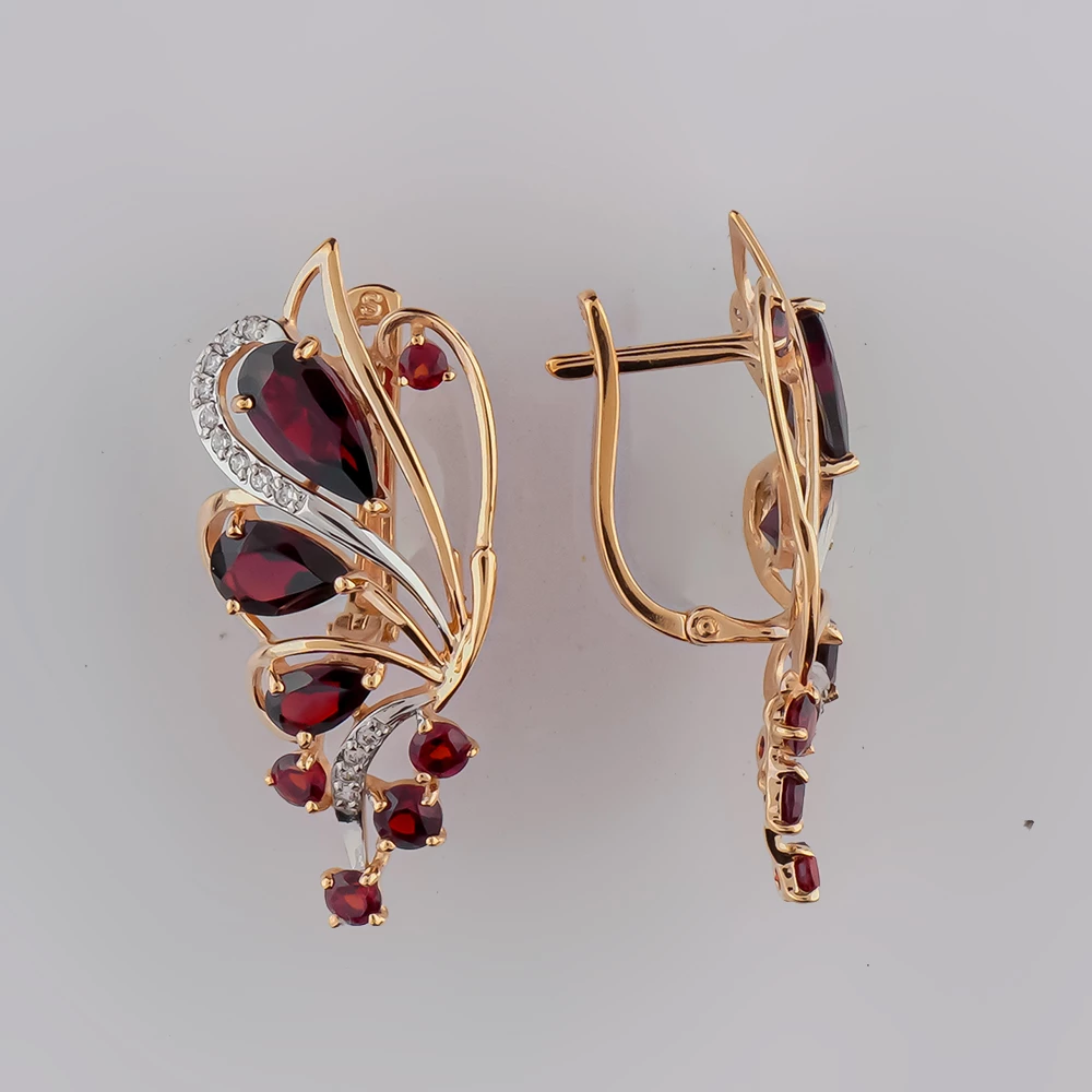 Серьги с гранатом из красного золота 585 пробы