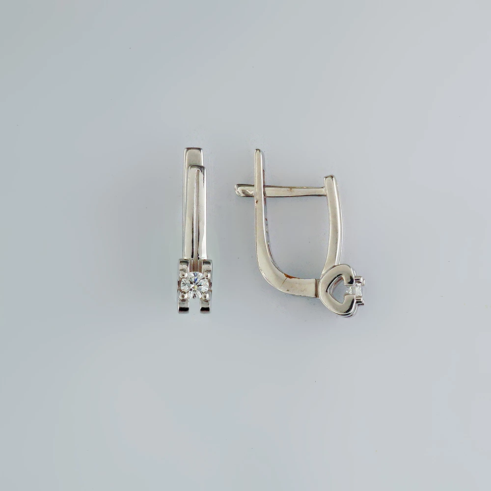 Серьги с бриллиантом из белого золота 585 пробы