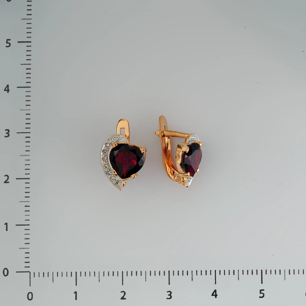 Серьги с гранатом из красного золота 585 пробы