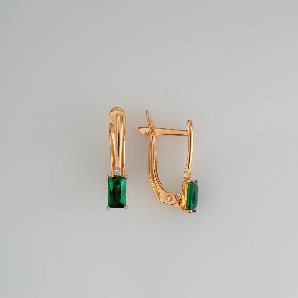 Серьги с изумрудом синтетическим из красного золота 585 пробы