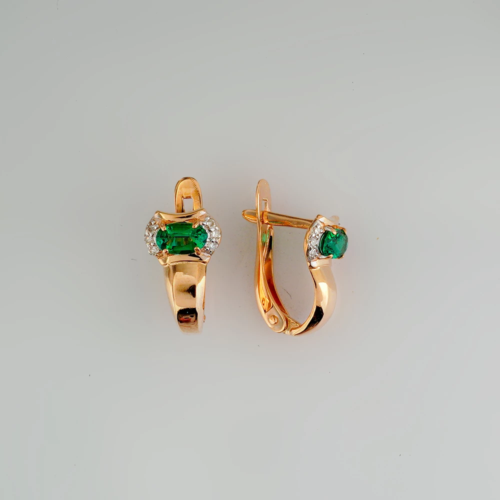 Серьги с изумрудом синтетическим из красного золота 585 пробы