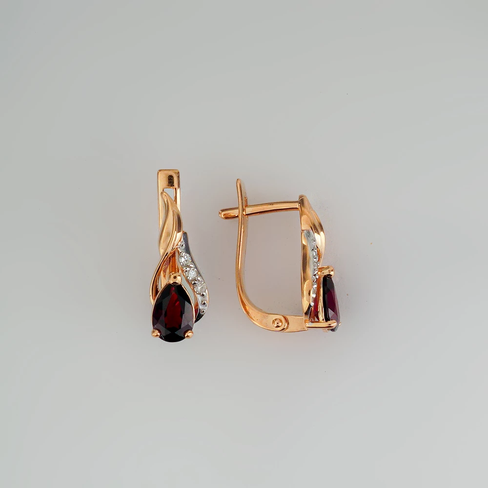 Серьги с гранатом из красного золота 585 пробы