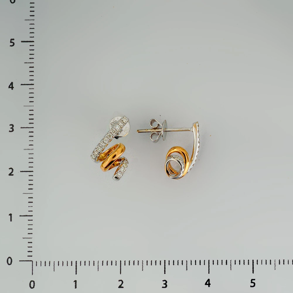 Серьги с бриллиантом из желтого золота 750 пробы