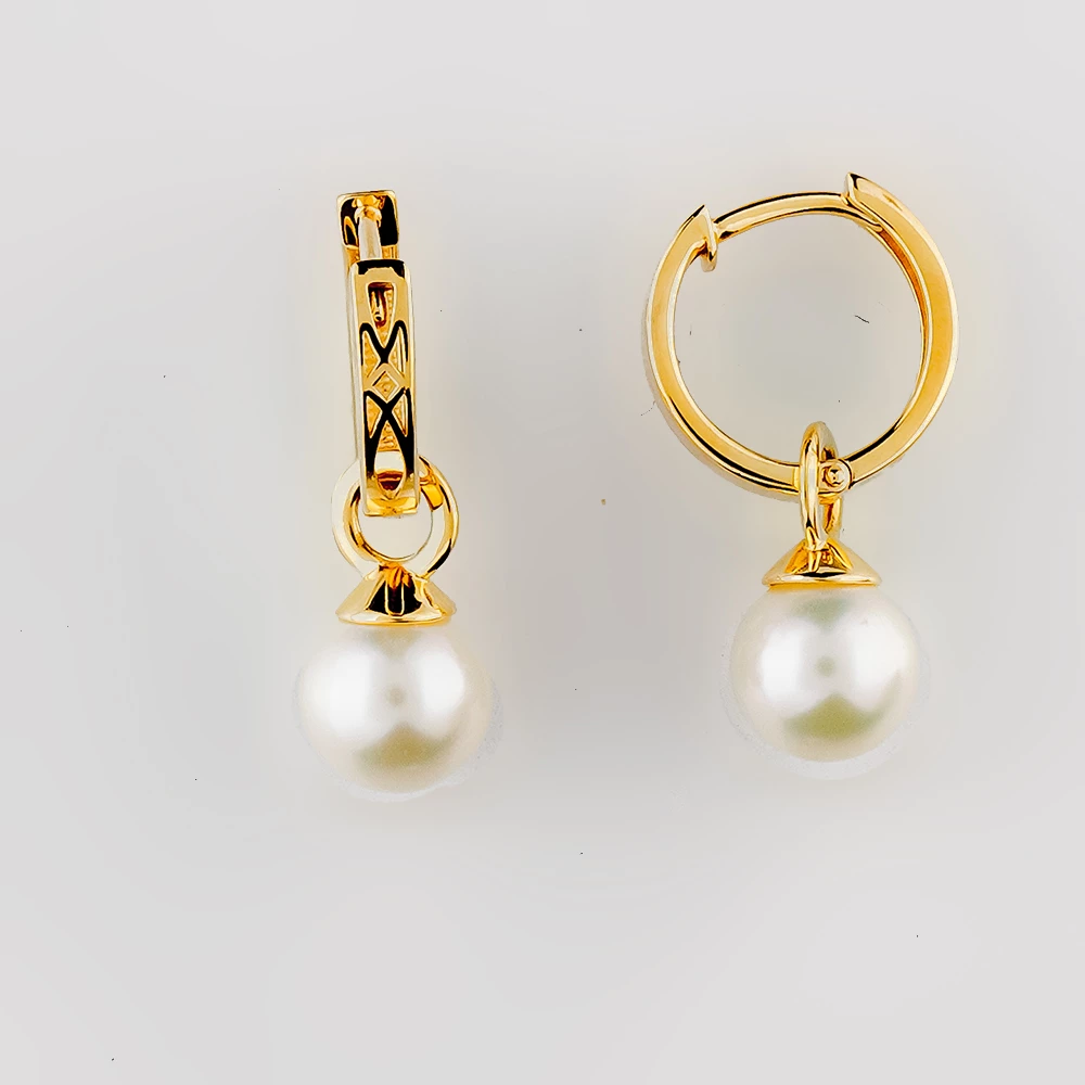Серьги с культивированным жемчугом из желтого золота 585 пробы