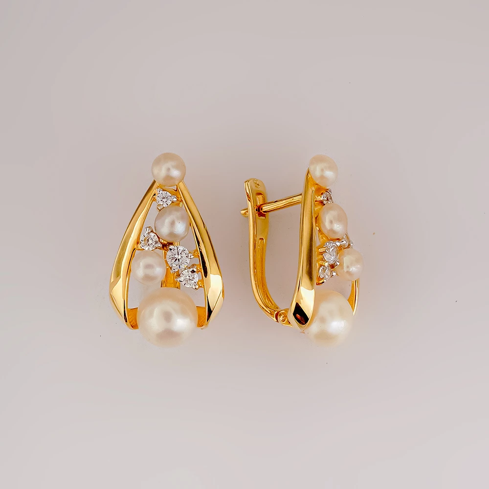 Серьги с культивированным жемчугом из желтого золота 585 пробы