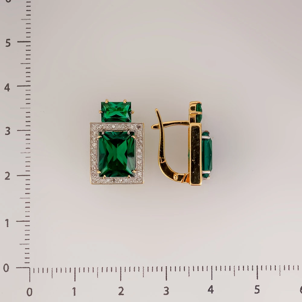 Серьги с изумрудом синтетическим из красного золота 585 пробы