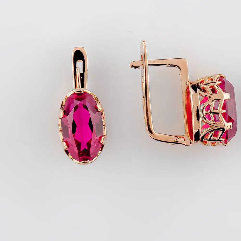 Серьги с корундом синтетическим из красного золота 583 пробы