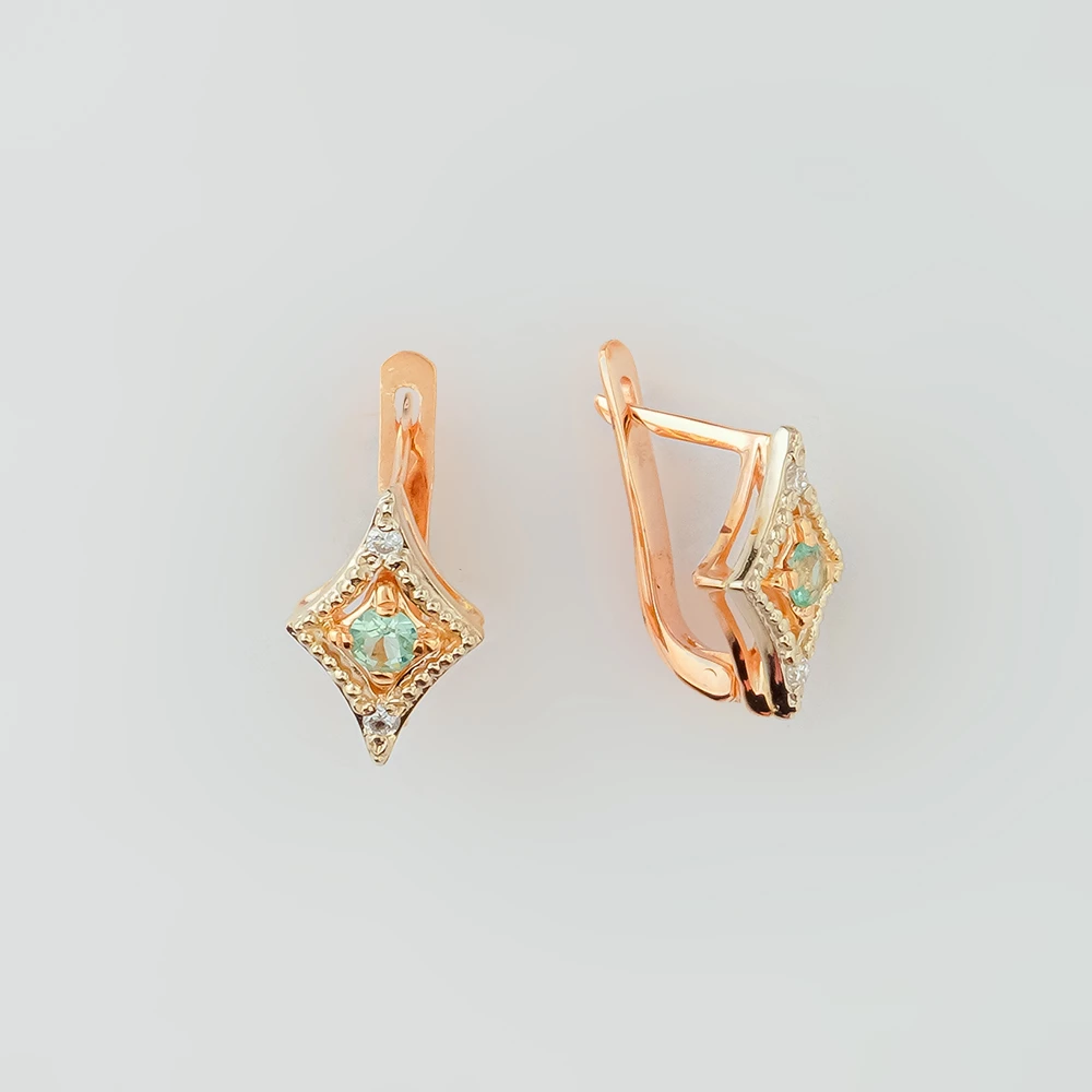 Серьги с изумрудом из красного золота 585 пробы