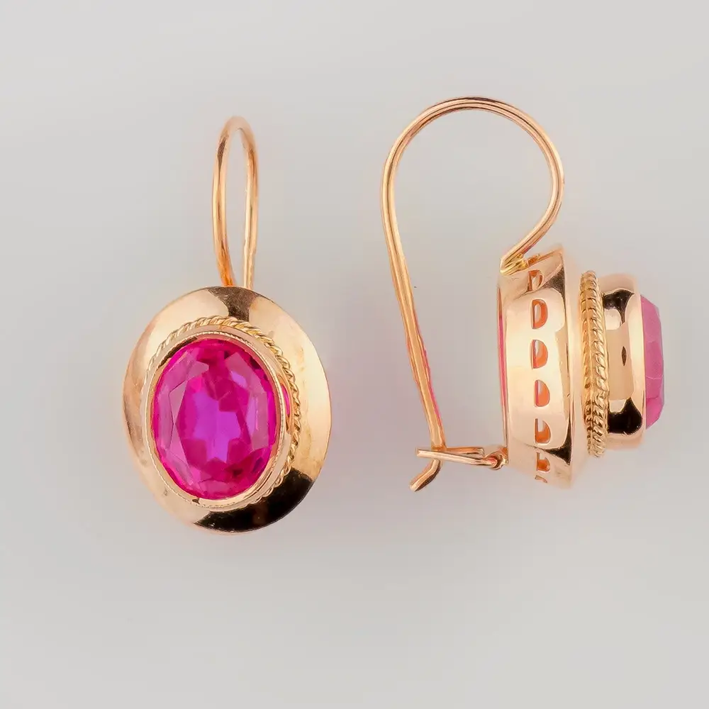 Серьги с корундом синтетическим из красного золота 583 пробы